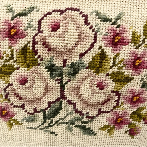 Vintage Beige Floral Needlepoint Clutch Handbag - Picture 9 of 16